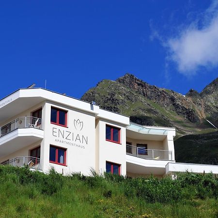 Apartmenthaus Enzian Hochsoelden ภายนอก รูปภาพ