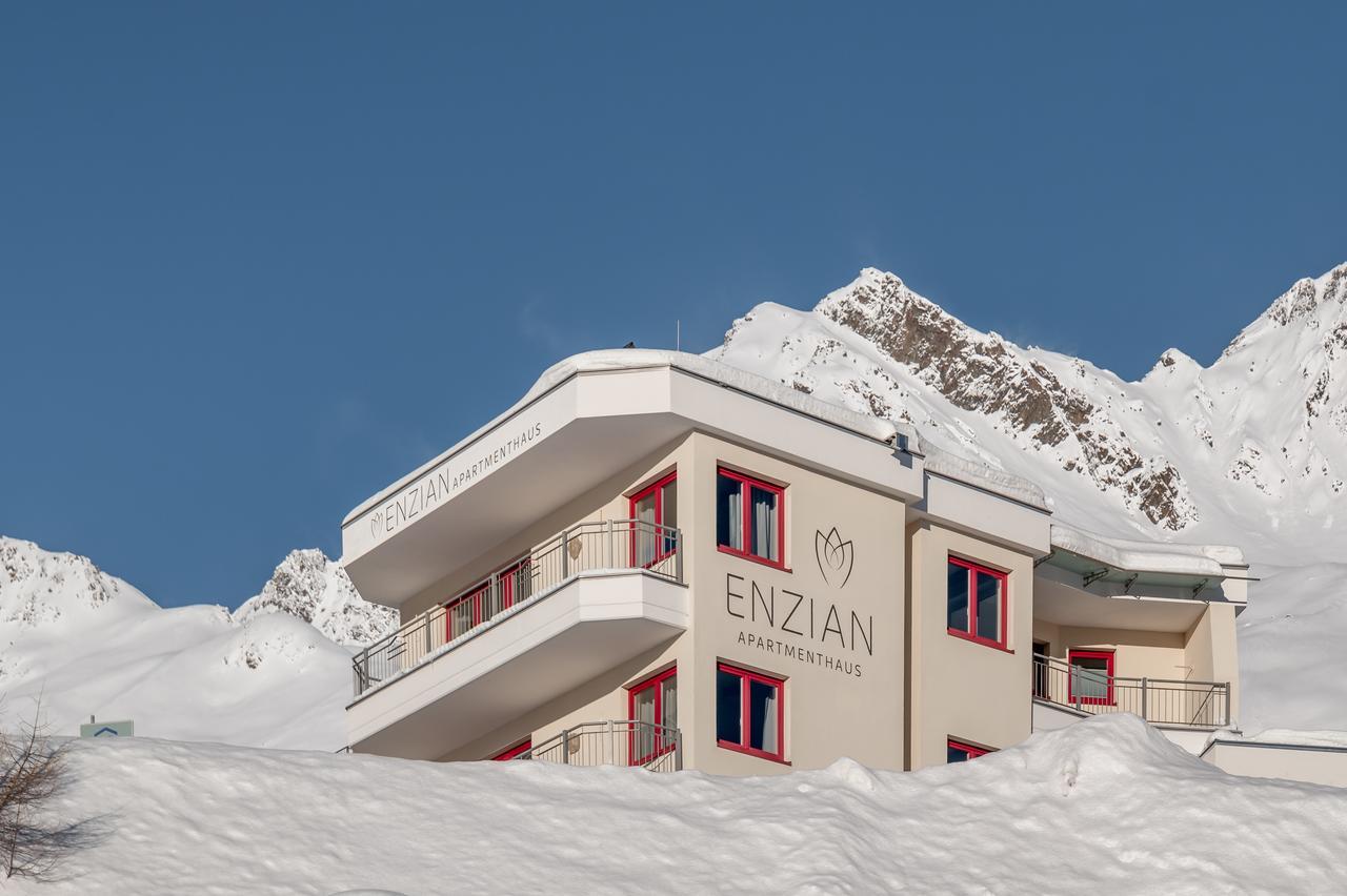 Apartmenthaus Enzian Hochsoelden ภายนอก รูปภาพ